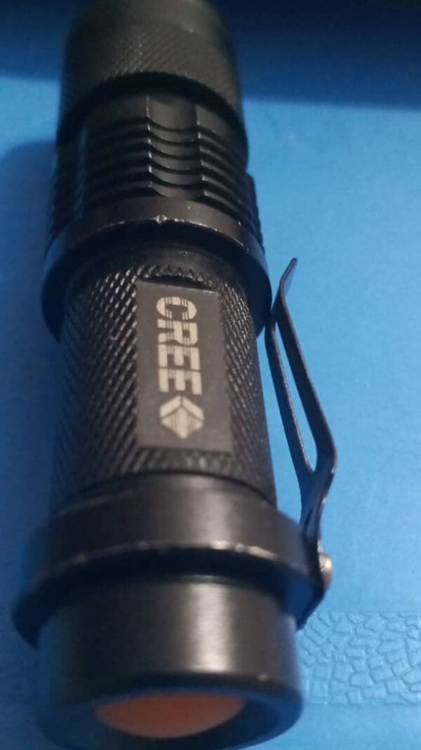 Linterna Cree Led Q5 Ultrafire -Tactica Zoom