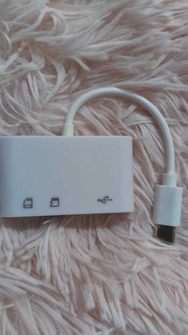 Adaptador tipo C 3 en 1 Multipuerto TF CF SD Lector de tarjetas de memoria - Image 2